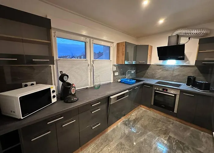 Top 3 Zimmer Appartment Bei Der Schalke Arena, Sport Und Natur Naehe Dortmund Essen Duesseldorf Oberhausen