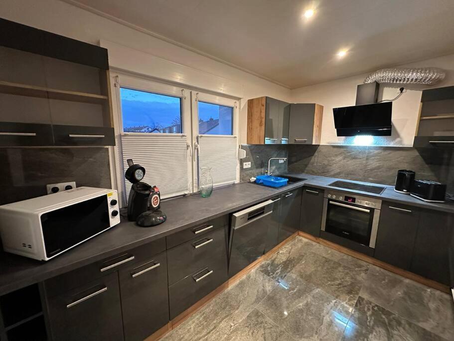 3 Bei Der Schalke Arena, Sport Und Naehe Dortmund Essen Duesseldorf Oberhausen Apartment